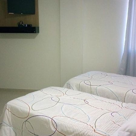 Dois Vizinhos Hotel Silver Gold מראה חיצוני תמונה