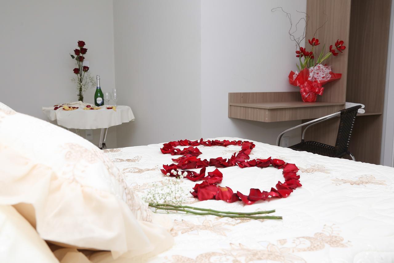 Dois Vizinhos Hotel Silver Gold מראה חיצוני תמונה